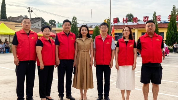 党建引领送温暖公益帮扶暖民心----忻州市新联会赴忻府区兰村乡晏村开展七一走访慰问活动