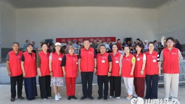 志愿暖界村义剪义诊送到家----盐湖区志愿者协会组织志愿者走进东郭镇界村服务乡村老人义剪义诊为助力乡村振兴增进民生福祉持续贡献志愿力量