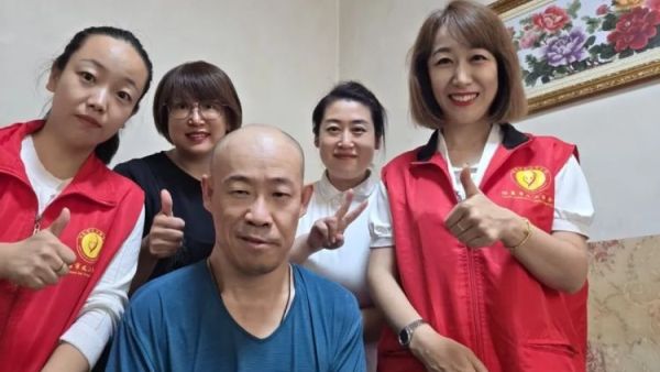 2026年8月阳泉市义工联合会组织义工开展幸福家园敬老服务28名义工对各社区的12位服务对象提供了志愿服务服务总时长达115小时用我们的真心陪伴守护老人的夕阳幸福时光