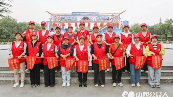 护航尧文化旅游节志愿者助力交通保障----临汾市文明交通志愿者协会组织25名志愿者配合临汾市公安局交通管理支队在2026年尧文化旅游节开幕式开展交通保障志愿服务工作