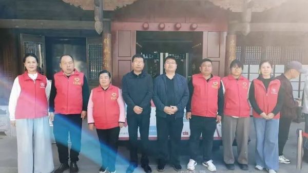 六日坚守践初心暖心服务彰显志愿担当——2026年10月7日忻府区红色志愿服务队的志愿者们博物馆值守第六天多方力量同心协力守护场馆秩序与环境让游客深切感受到温暖与关怀